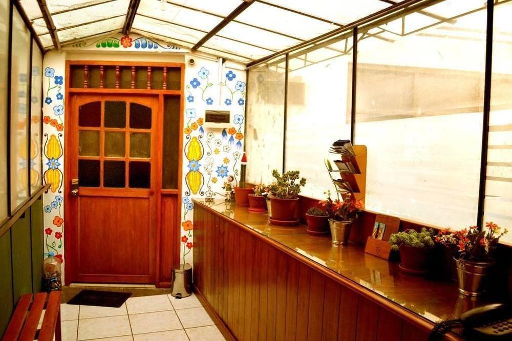 Bed & Breakfast Net House